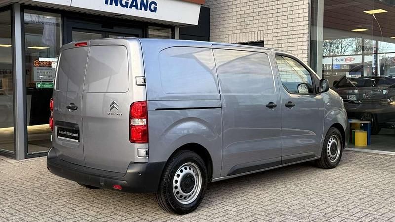 Occasion Citroën Jumpy 100 kW (136 PK) 2023 Grijs MPV