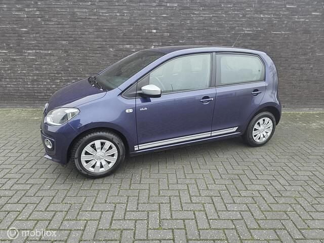 Blauw Occasion 2016 VW up! CLUB Hatchback | € 6.250 (Goede deal) - Afbeelding 1/4