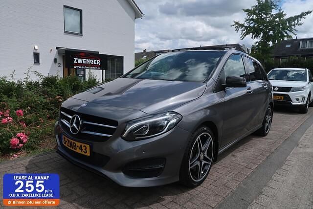 Grijs Gebruikt 2015 Mercedes B180 MPV | € 15.750 (Iets duurder) - Afbeelding 1/4