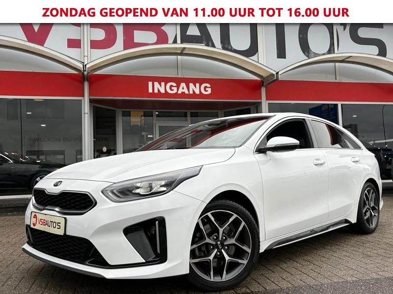 Wit (metallic) Occasion 2019 Kia ProCeed GT-Line Stationwagen | € 20.950 (Eerlijke prijs) - Afbeelding 1/4