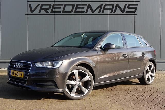 Occasion Audi A3 Sportback Ambition 105 PK (77 kW) 2013 Bruin Hatchback