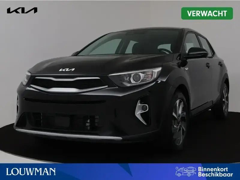 Zwart Gebruikt 2025 Kia Stonic Comfort SUV | € 23.950 (Eerlijke prijs) - Afbeelding 1/3