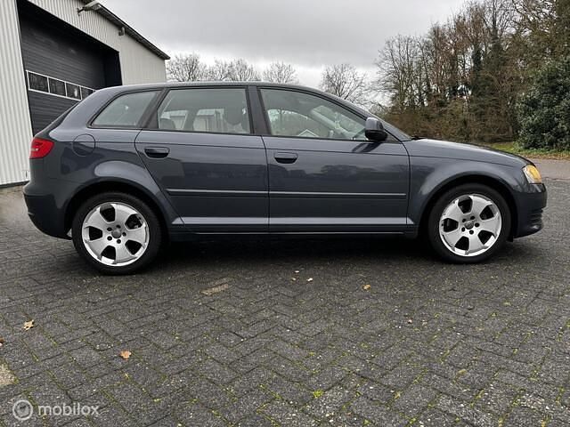Occasion Audi A3 Sportback Attraction 160 PK (117 kW) 2009 Grijs Hatchback