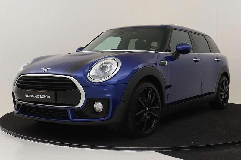 Blauw Gebruikt 2019 Mini Cooper Clubman Stationwagen | € 18.490 (Eerlijke prijs) - Afbeelding 1/4