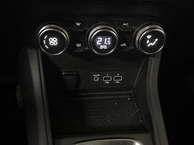 Occasion Renault Captur Techno 158 PK (116 kW) 2023 Twotone rouge flamme / noir é SUV