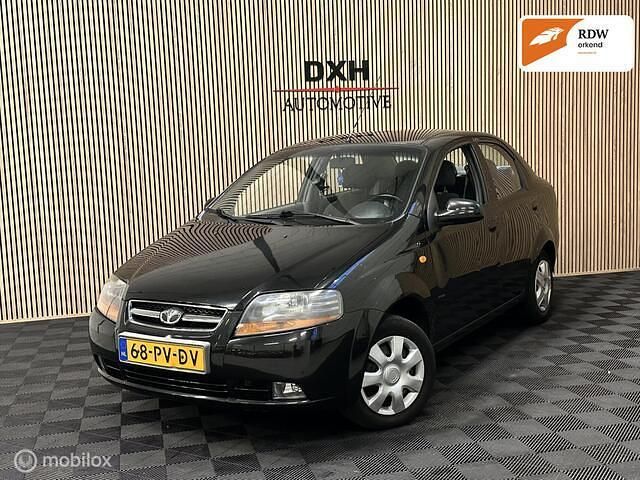 Zwart Gebruikt 2004 Chevrolet Kalos Sedan | € 2.240 (Eerlijke prijs) - Afbeelding 1/4