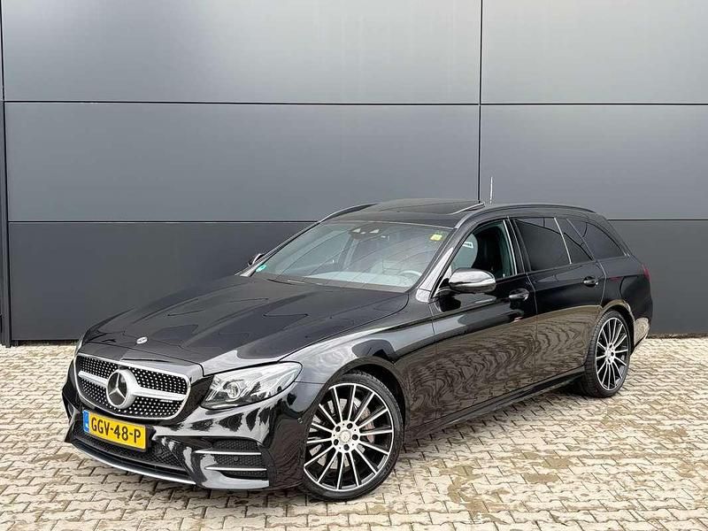 Zwart Gebruikt 2018 Mercedes E63 AMG Premium Plus Stationwagen | € 25.250 - Afbeelding 1/4