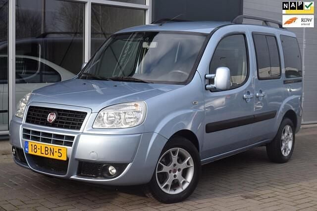 Occasion Fiat Doblò 78 PK (57 kW) 2010 Blauw MPV