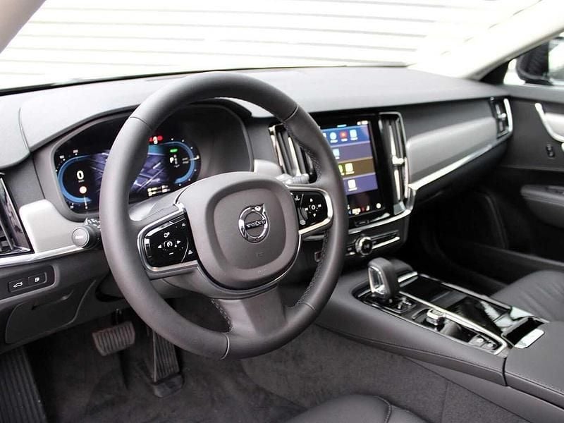 Occasion Volvo V90 Core 349 PK (256 kW) 2024 Zwart Stationwagen