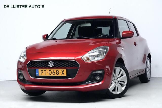 Rood Occasion 2017 Suzuki Swift Hatchback | € 10.945 (Eerlijke prijs) - Afbeelding 1/4