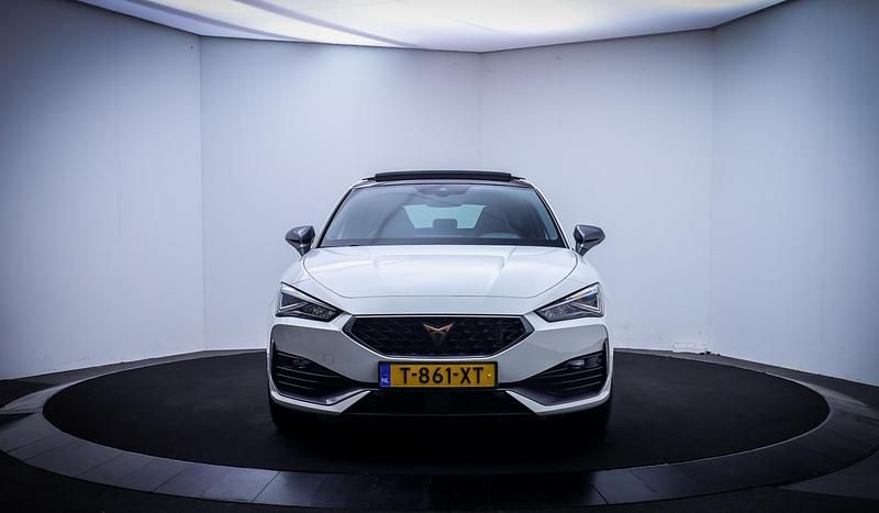 Occasion Cupra Leon VZ 2023 Wit Hatchback