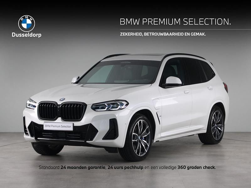 Wit Gebruikt 2023 BMW X3 Executive SUV | € 55.900 (Eerlijke prijs) - Afbeelding 1/4