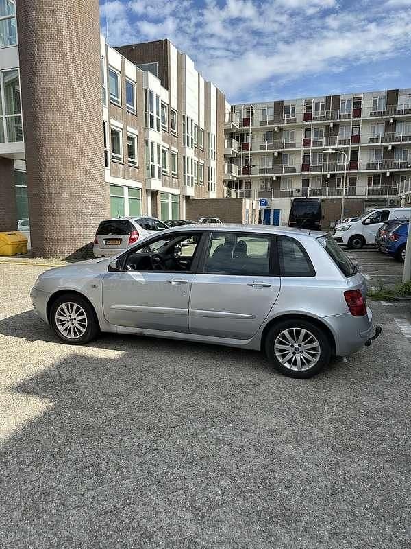 Afbeelding 2/4