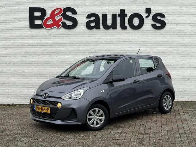 Grijs Occasion 2017 Hyundai i10 Hatchback | € 8.900 (Eerlijke prijs) - Afbeelding 1/4