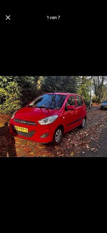 Rood Gebruikt 2011 Hyundai i10 Hatchback | € 2.200 (Goede deal) - Afbeelding 1/4