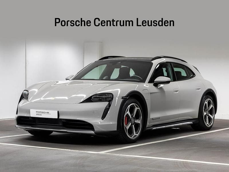 Grijs Gebruikt 2022 Porsche Taycan Cross Turismo Sedan | € 69.900 (Goede deal) - Afbeelding 1/4