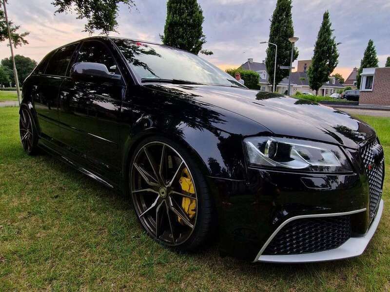 Zwart Gebruikt 2013 Audi RS3 Hatchback | € 31.995 - Afbeelding 1/4