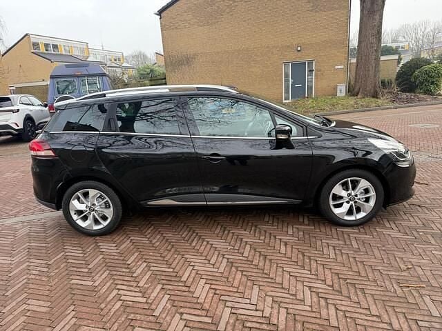 Occasion Renault Clio GrandTour 118 PK (86 kW) 2016 Zwart Stationwagen
