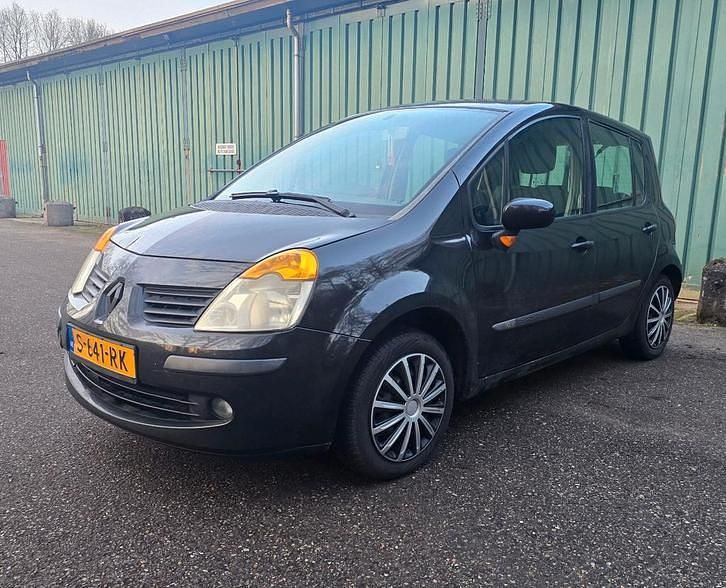 Occasion 2004 Renault Modus MPV | € 749 (Goede deal) - Afbeelding 1/4