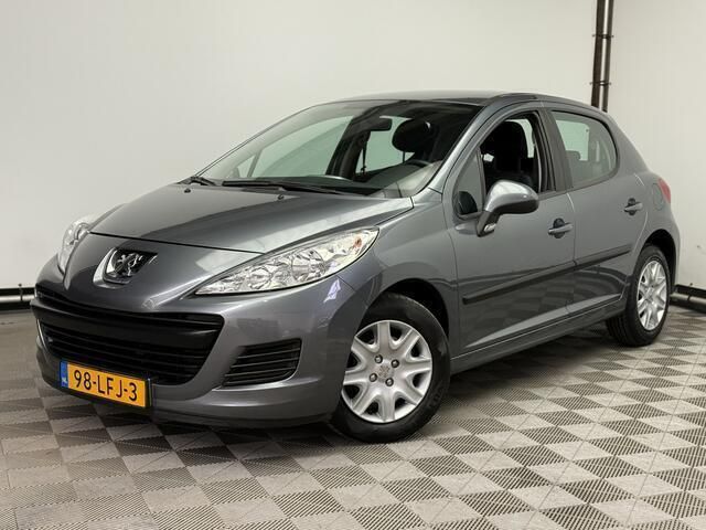 Grijs Gebruikt 2010 Peugeot 207 Hatchback | € 3.975 (Iets duurder) - Afbeelding 1/4