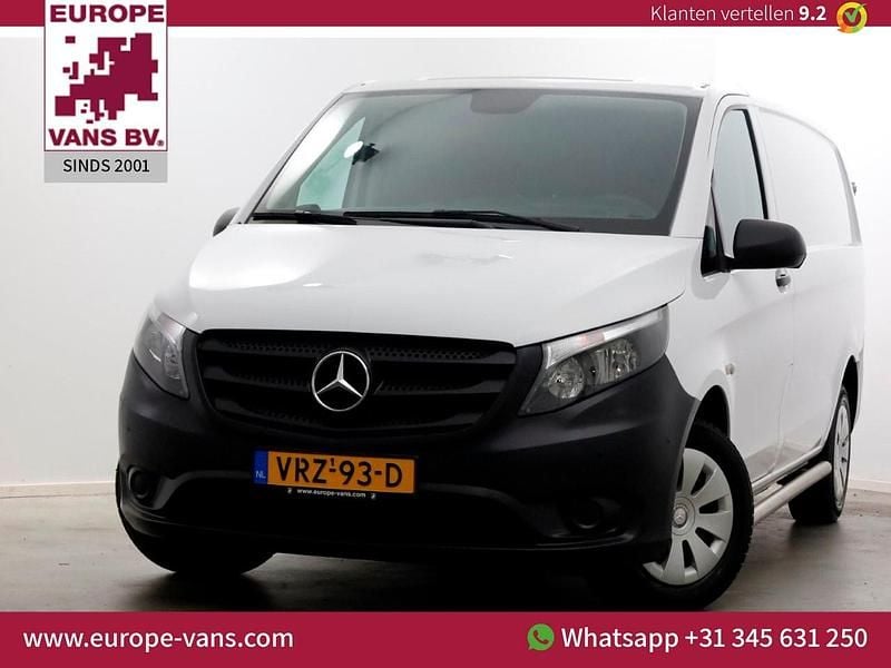 Wit Gebruikt 2022 Mercedes Vito MPV | € 18.950 (Goede deal) - Afbeelding 1/3