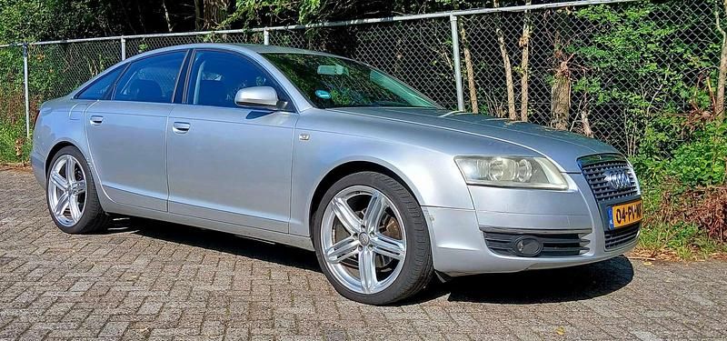 Zilver Gebruikt 2005 Audi A6 Business Sedan | € 2.950 (Eerlijke prijs) - Afbeelding 1/4
