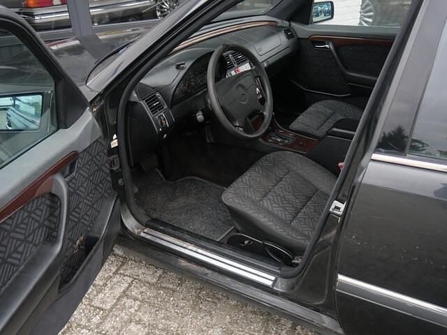 Occasion Mercedes C280 Elegance 193 PK (141 kW) 1993 Grijs Sedan
