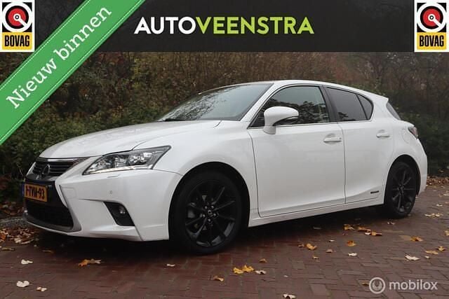 Wit Gebruikt 2014 Lexus CT200h Luxury Line Hatchback | € 9.999 (Eerlijke prijs) - Afbeelding 1/4