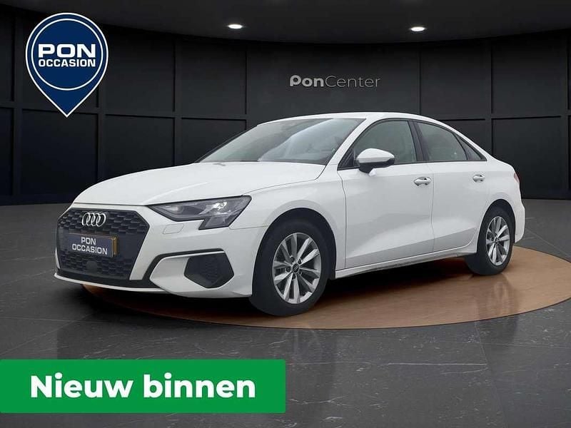 Wit Occasion 2021 Audi A3 Proline Sedan | € 19.950 (Goede deal) - Afbeelding 1/3