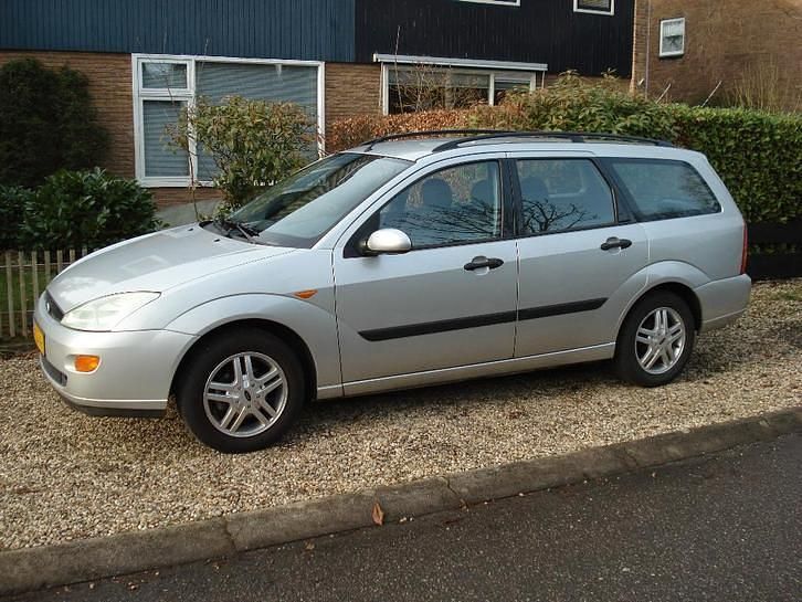 Occasion Ford Focus 100 PK (73 kW) 2000