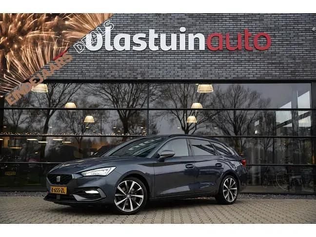 Grijs Gebruikt 2020 Seat Leon FR Stationwagen | € 15.850 (Goede deal) - Afbeelding 1/4