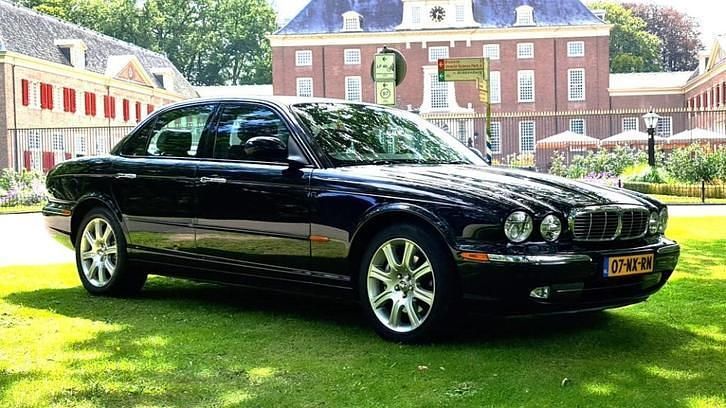 Gebruikt 2004 Jaguar XJ Executive Sedan | € 8.450 (Duur) - Afbeelding 1/4