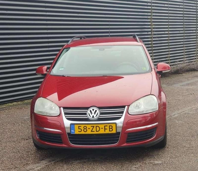 Occasion VW Golf V Comfortline 140 PK (102 kW) 2008 Rood Stationwagen