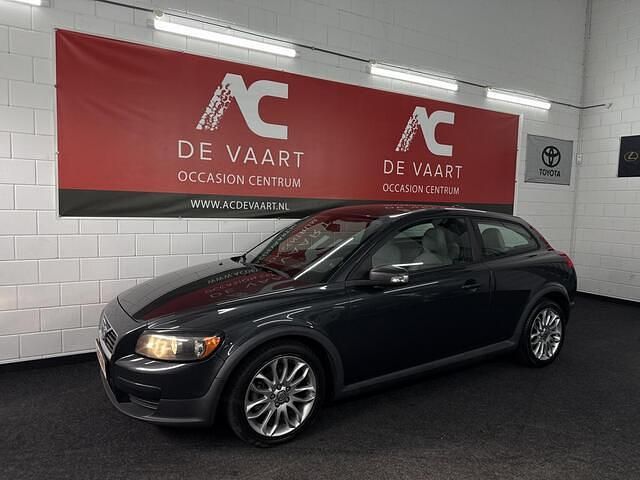 Grijs Gebruikt 2009 Volvo C30 Hatchback | € 4.750 (Eerlijke prijs) - Afbeelding 1/4