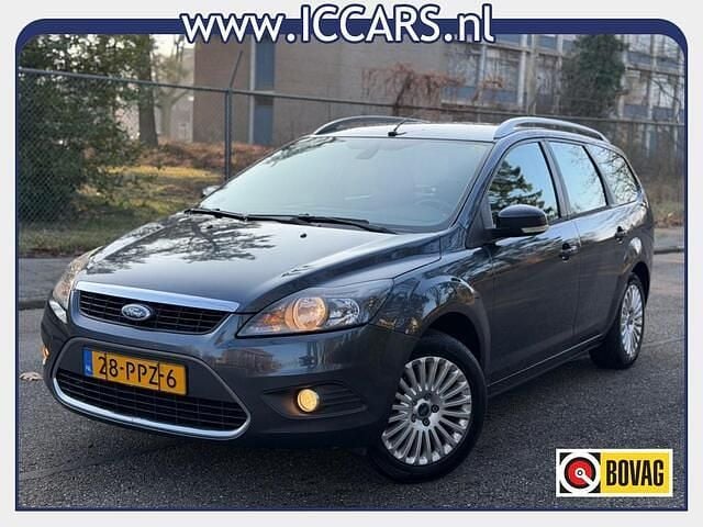 Grijs (metallic) Occasion 2011 Ford Focus Limited Stationwagen | € 2.750 (Goede deal) - Afbeelding 1/3
