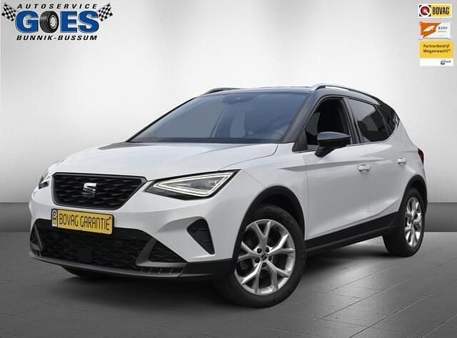 Wit Gebruikt 2024 Seat Arona FR SUV | € 24.240 (Eerlijke prijs) - Afbeelding 1/4