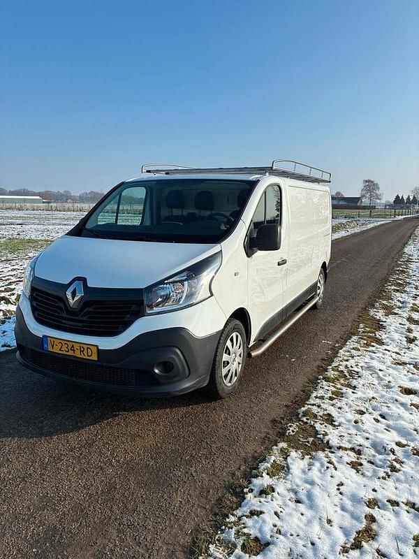 Occasion 2018 Renault Trafic MPV | € 10.950 (Super prijs) - Afbeelding 1/4