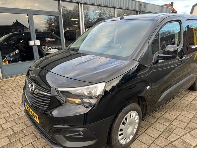 Zwart Gebruikt 2020 Opel Combo Edition MPV | € 13.999 (Duur) - Afbeelding 1/4