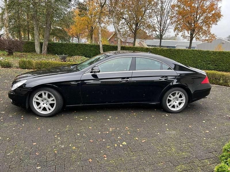 Gebruikt 2007 Mercedes CLS320 Sedan | € 7.850 - Afbeelding 1/4