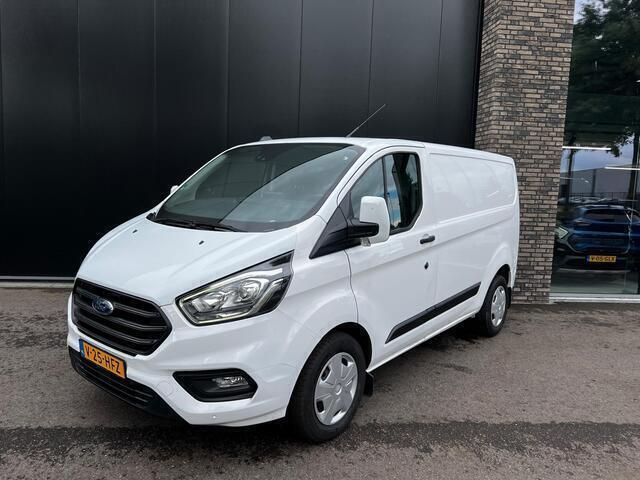 Wit Gebruikt 2023 Ford Transit Custom Trend Van | € 24.400 (Eerlijke prijs) - Afbeelding 1/4