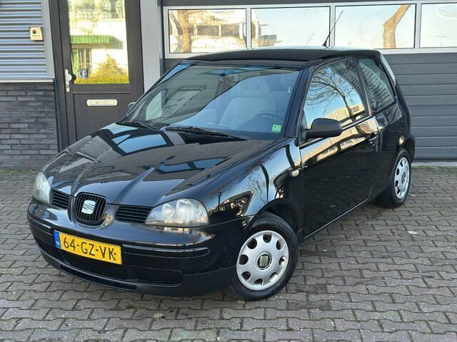 Zwart Gebruikt 2001 Seat Arosa Hatchback | € 1.650 (Iets duurder) - Afbeelding 1/4