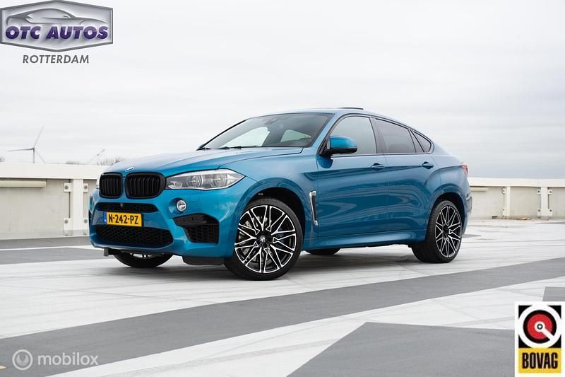 Blauw Occasion 2021 BMW X6 M Comfort Edition SUV | € 61.950 - Afbeelding 1/4