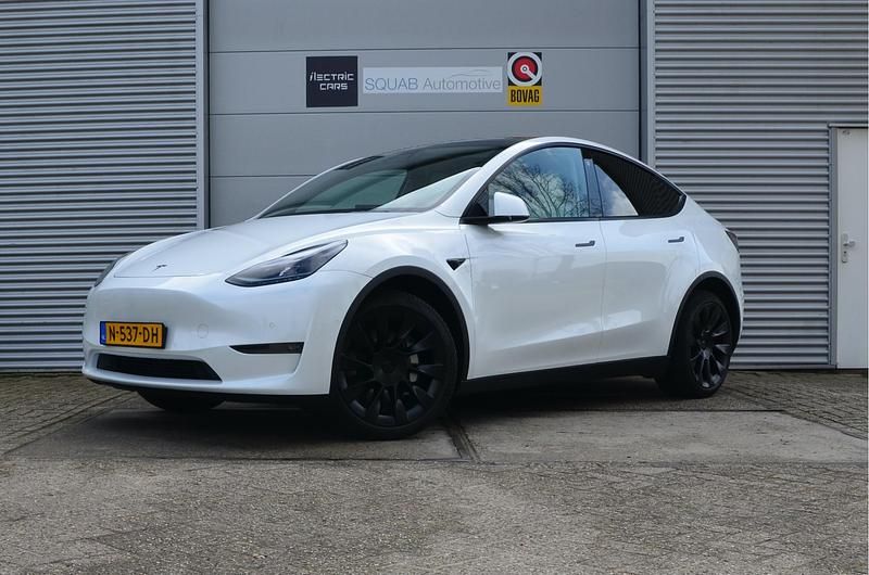 Wit Occasion 2021 Tesla Model Y Long Range AWD SUV | € 37.999 (Iets duurder) - Afbeelding 1/4