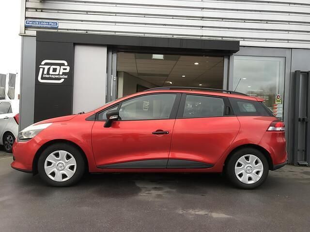 Occasion Renault Clio GrandTour Authentique 90 PK (66 kW) 2014 Rood Stationwagen