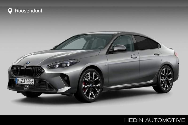 Grijs Nieuw 2026 BMW 220 Comfort Edition Coupé | € 53.880 - Afbeelding 1/4