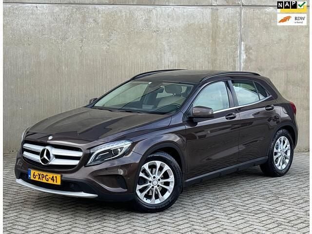 Bruin Gebruikt 2014 Mercedes GLA200 Ambition SUV | € 11.990 (Super prijs) - Afbeelding 1/3