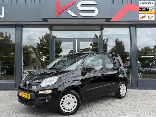 Zwart Gebruikt 2014 Fiat Panda Lounge Hatchback | € 6.950 (Eerlijke prijs) - Afbeelding 1/3