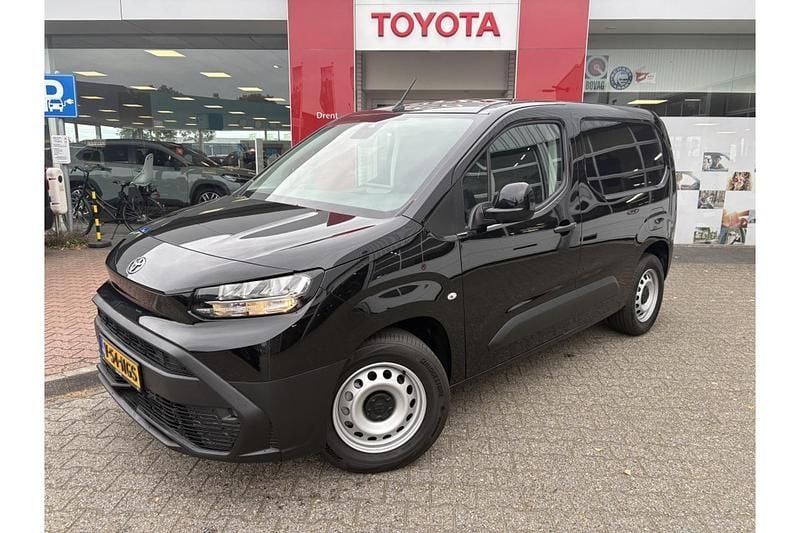 Zwart Nieuw 2025 Toyota Proace City Van | € 22.524 (Super prijs) - Afbeelding 1/1