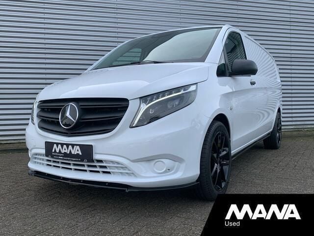 Wit Nieuw 2024 Mercedes Vito MPV | € 45.900 (Super prijs) - Afbeelding 1/4