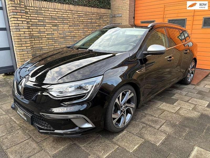 Zwart Occasion 2019 Renault Mégane GrandTour GT Stationwagen | € 16.999 (Goede deal) - Afbeelding 1/4